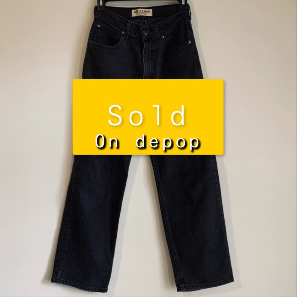 High Waisted Relaxed Wide Leg Jeans